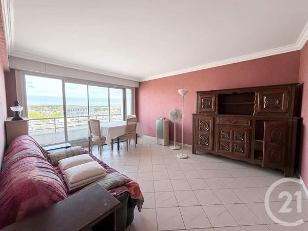 Appartement F3 à vendre  3 pièces - 67,16 m 2   FRESNES  - 94
