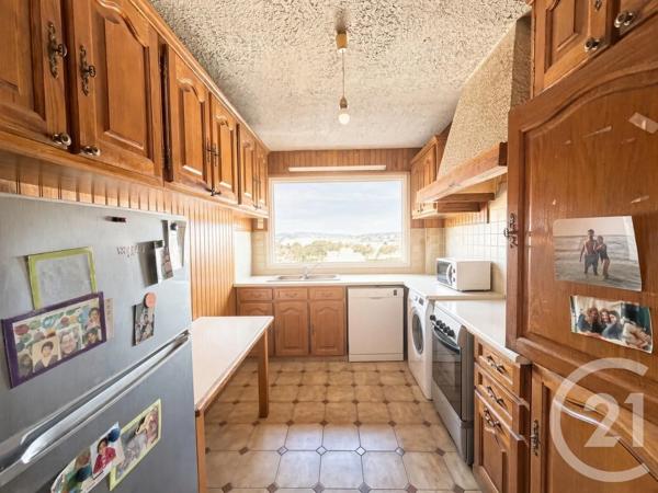 Appartement F3 à vendre  3 pièces - 67,16 m 2   FRESNES  - 94