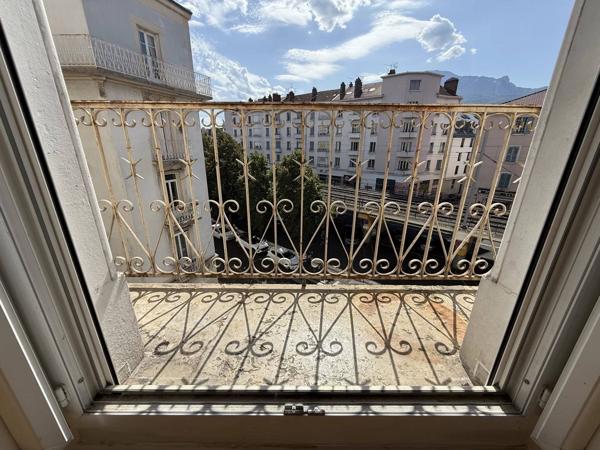 Charmant appartement 8 rue Hippolyte Bouvier