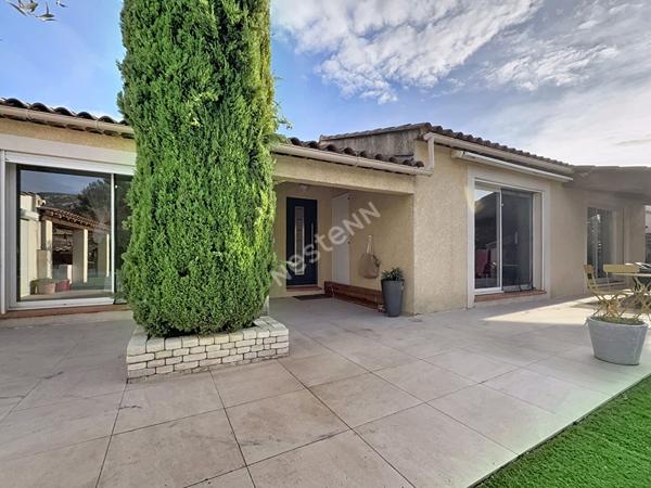 Maison Aubagne de 4 pièces de 121.1 m² de plain-pied avec studio indépendant