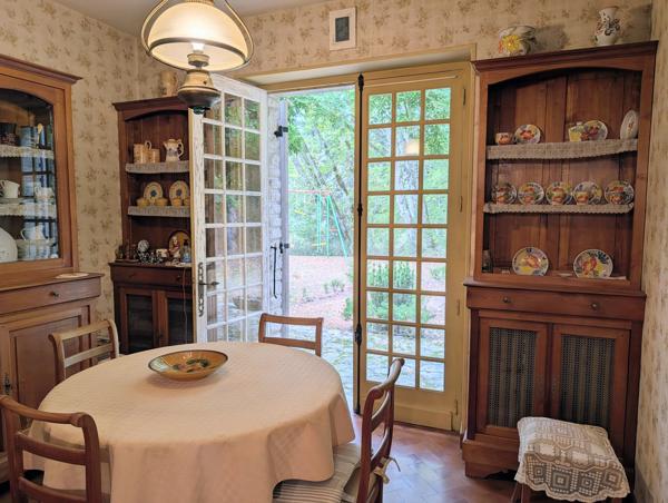 Grande maison familiale en périphérie de Périgueux