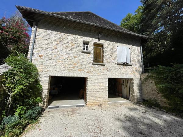 Grande maison familiale en périphérie de Périgueux