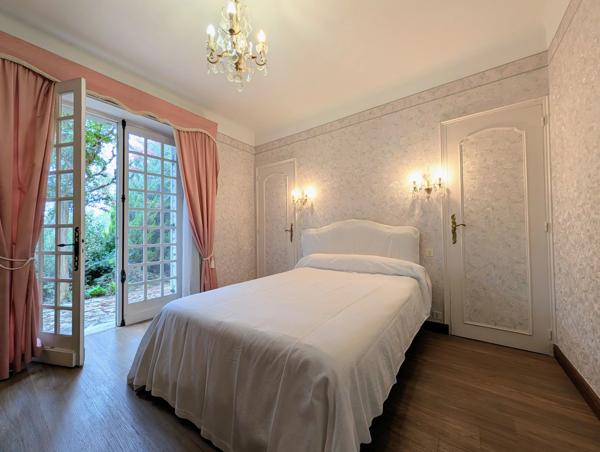 Grande maison familiale en périphérie de Périgueux