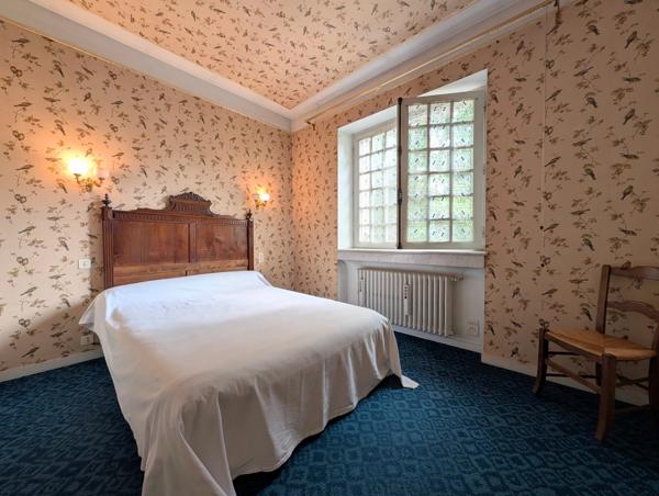 Grande maison familiale en périphérie de Périgueux