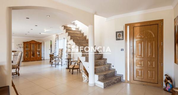 À vendre Maison 4 pièces 232 m² - Villefranche-de-rouergue 12200