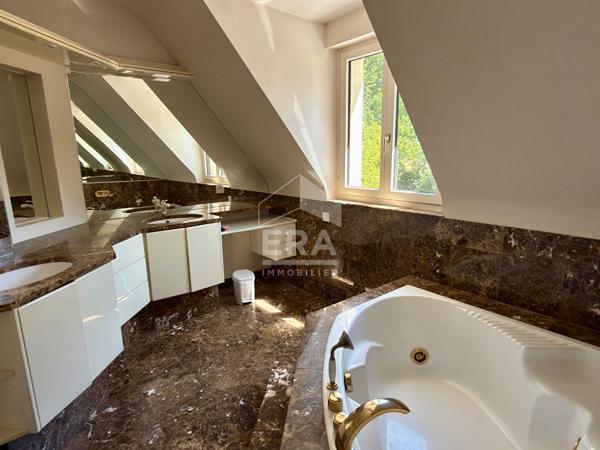 Maison Mathieu 7 pièce(s) 235 m2