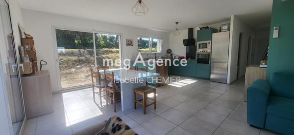 Maison à COURS-DE-PILE, 24520 - 5 pièces 95m²