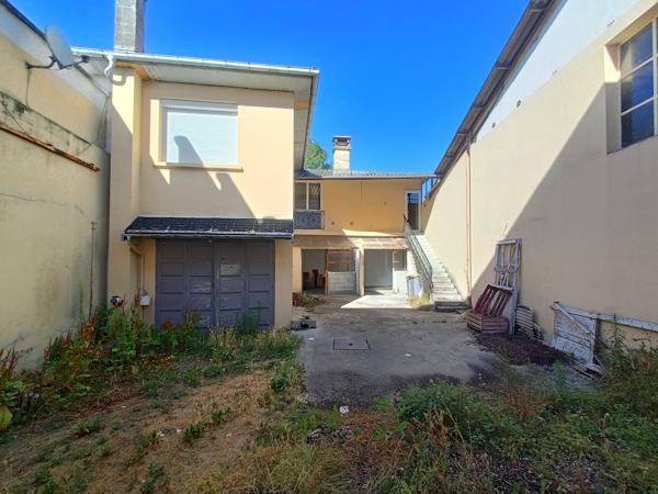 Maison
         4 pièces
        - 95 m² Exclusivité 88 000 € *