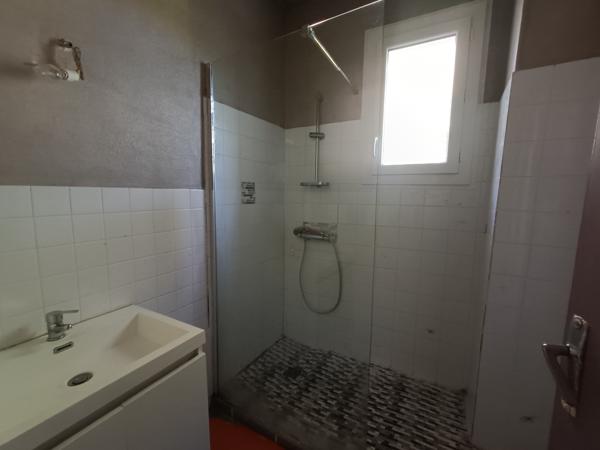 Maison
         4 pièces
        - 95 m² Exclusivité 88 000 € *