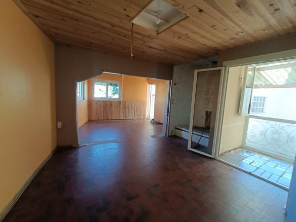 Maison
         4 pièces
        - 95 m² Exclusivité 88 000 € *