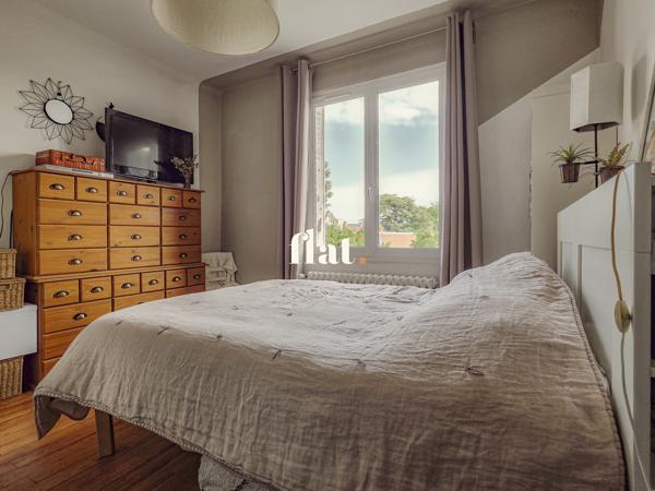 Maison Zola (Solidarité) | 5 chambres | Garage | Jardin | Sans travaux