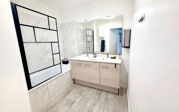 Appartement à vendre    3 pièces •  Tremblay-en-France