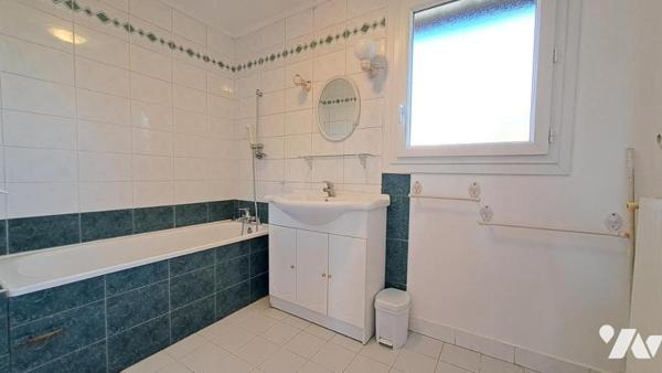 MAISON MITOYENNE 3CHS, GARAGE ET TERRAIN