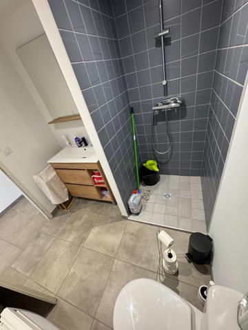 À LOUER - Local d'activité - Environ 75 m² - NORD de NANTES