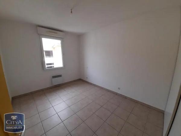 Appartement à louer 2 pièces 46.33m² Lescar (64230)