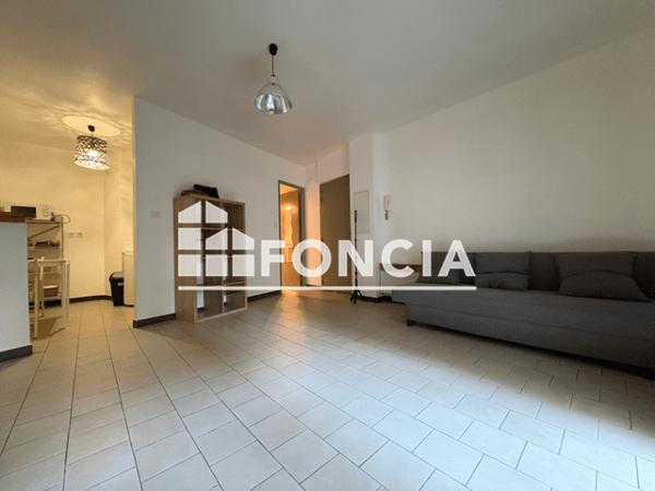 Location Studio 26.86 m² - 16 RUE GRETRY Nimes 30000
