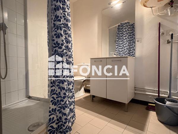 Location Studio 26.86 m² - 16 RUE GRETRY Nimes 30000