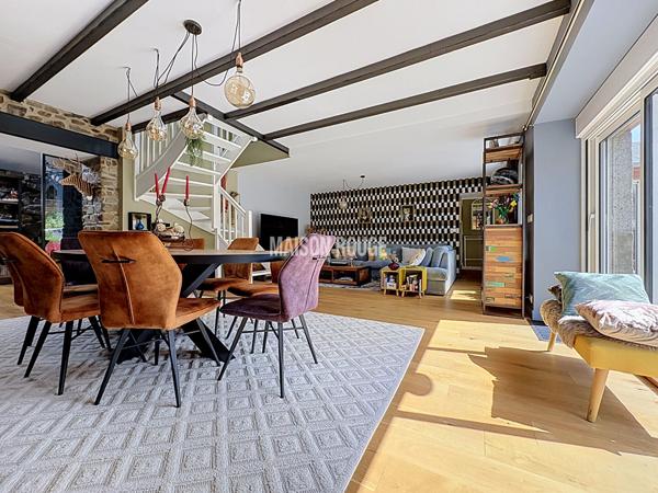 Maison en pierre rénovée avec piscine, vie de plain-pied et grand jardin à 5 minutes de Pordic
