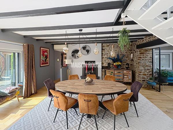 Maison en pierre rénovée avec piscine, vie de plain-pied et grand jardin à 5 minutes de Pordic