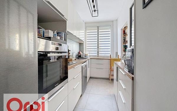 Appartement à vendre    3 pièces • 63,24 m2 Châtillon