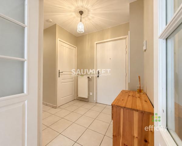 Appartement
         2 pièces
        - 54 m² Exclusivité 235 000 €*