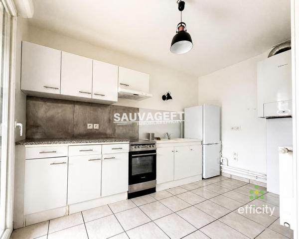 Appartement
         2 pièces
        - 54 m² Exclusivité 235 000 €*