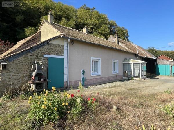 Maison à vendre à Montfort-le-Gesnois dans la Sarthe (72450), ref : 72033-387