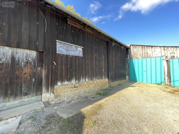 Maison à vendre à Montfort-le-Gesnois dans la Sarthe (72450), ref : 72033-387