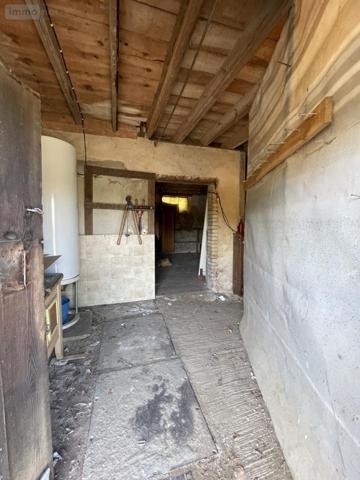 Maison à vendre à Montfort-le-Gesnois dans la Sarthe (72450), ref : 72033-387