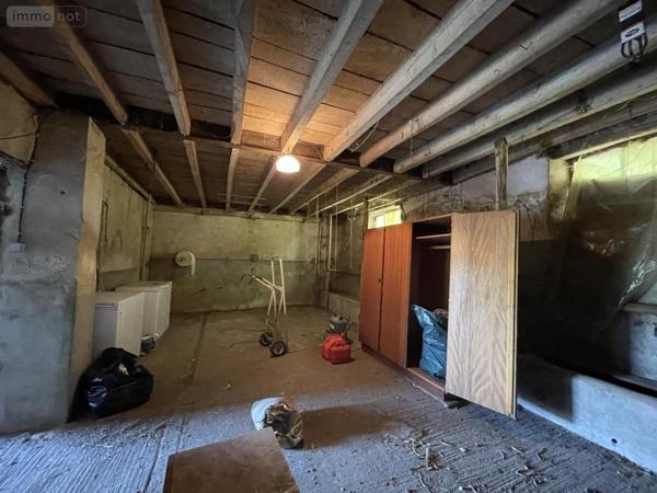 Maison à vendre à Montfort-le-Gesnois dans la Sarthe (72450), ref : 72033-387