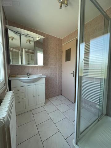 Maison à vendre à Montfort-le-Gesnois dans la Sarthe (72450), ref : 72033-387