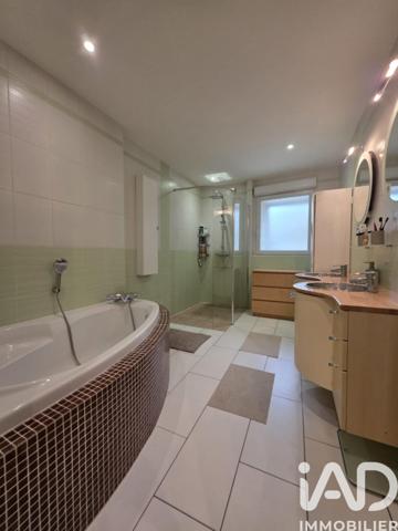 Maison à vendre 6 pièces 115 m² Escombres-et-le-Chesnois