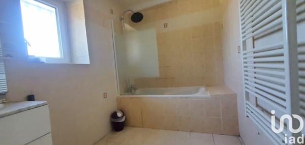 Maison de village 5 pièces de 129 m² à Digoin (71160)