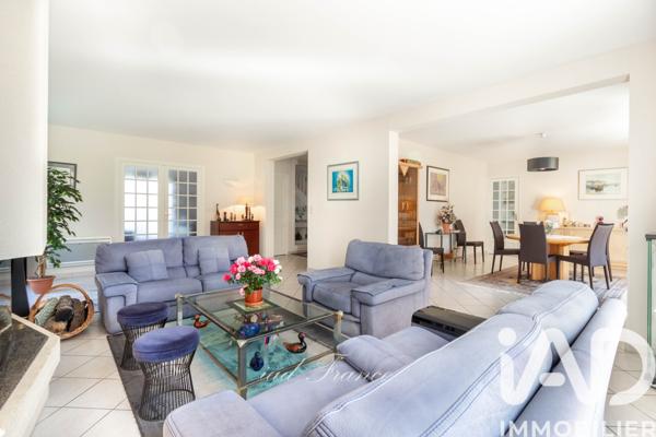 Maison à vendre 9 pièces 246 m² Orgeval