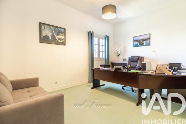 Maison à vendre 9 pièces 246 m² Orgeval