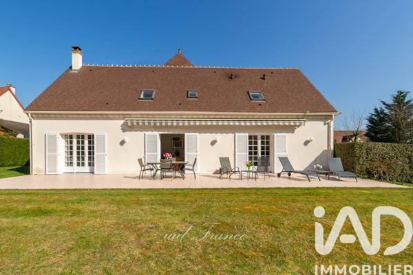 Maison à vendre 9 pièces 246 m² Orgeval