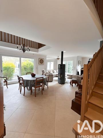 Maison à vendre 6 pièces 165 m² Bagneux