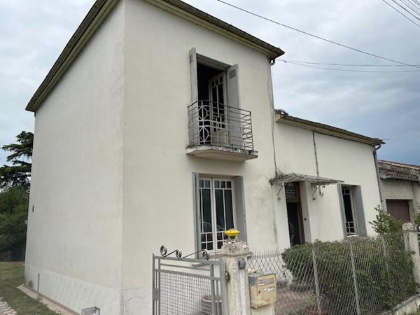 NERAC A 2 PAS DES COMMERCES