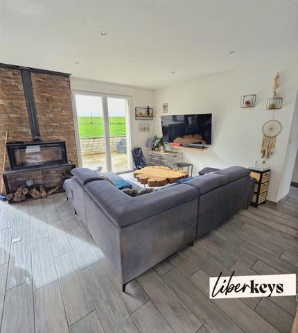 MAISON PLAIN PIED ENTIEREMENT RENOVEE PLONEIS