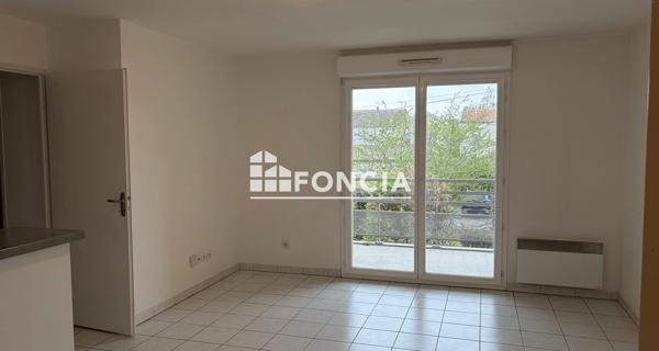 Location Appartement 2 pièces 39.45 m² - Villeneuve-sur-lot 47300