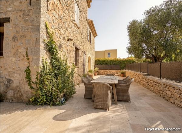 Maison 13 pièces 535.6 m2