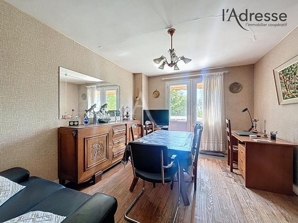 Suresnes - Appartement 3 pièces de avec fort potentiel