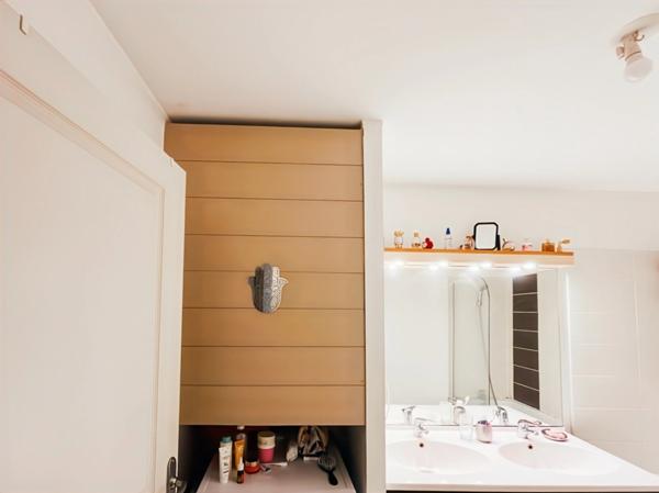 🔥 À VENDRE – T3 TRAVERSANT AVEC DOUBLE VARANGUE – SAINTE-CLOTILDE 🔥