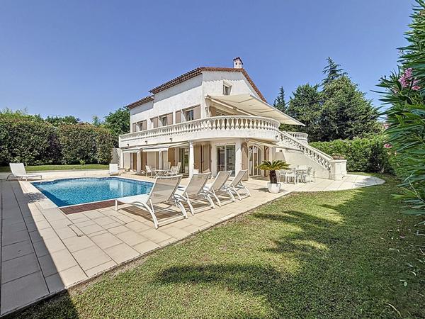 A vendre - Villa -  Juan Les Pins - 260 m2