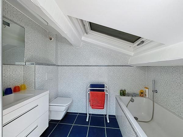 A vendre - Villa -  Juan Les Pins - 260 m2