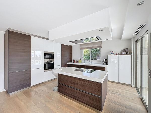 A vendre - Villa -  Juan Les Pins - 260 m2