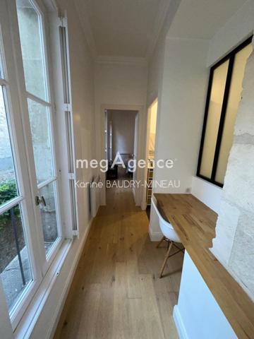 Appartement à POITIERS, 86000 - 2 pièces 49m²