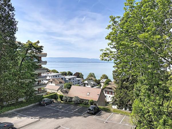 Superbe T2 lumineux avec vue lac, proche centre et embarcadère