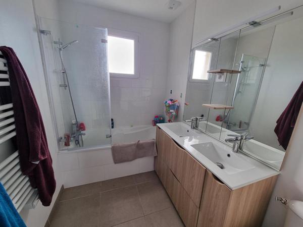 Maison Villeneuve 5 pièces 93 m2 avec garage et jardin