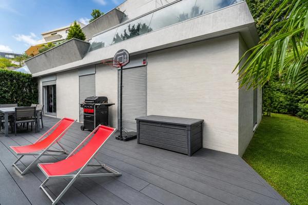 Appartement Saint-Cloud – Val d’Or – 151 m² – 4 chambres – Jardin & terrasse – Parking – Cave
